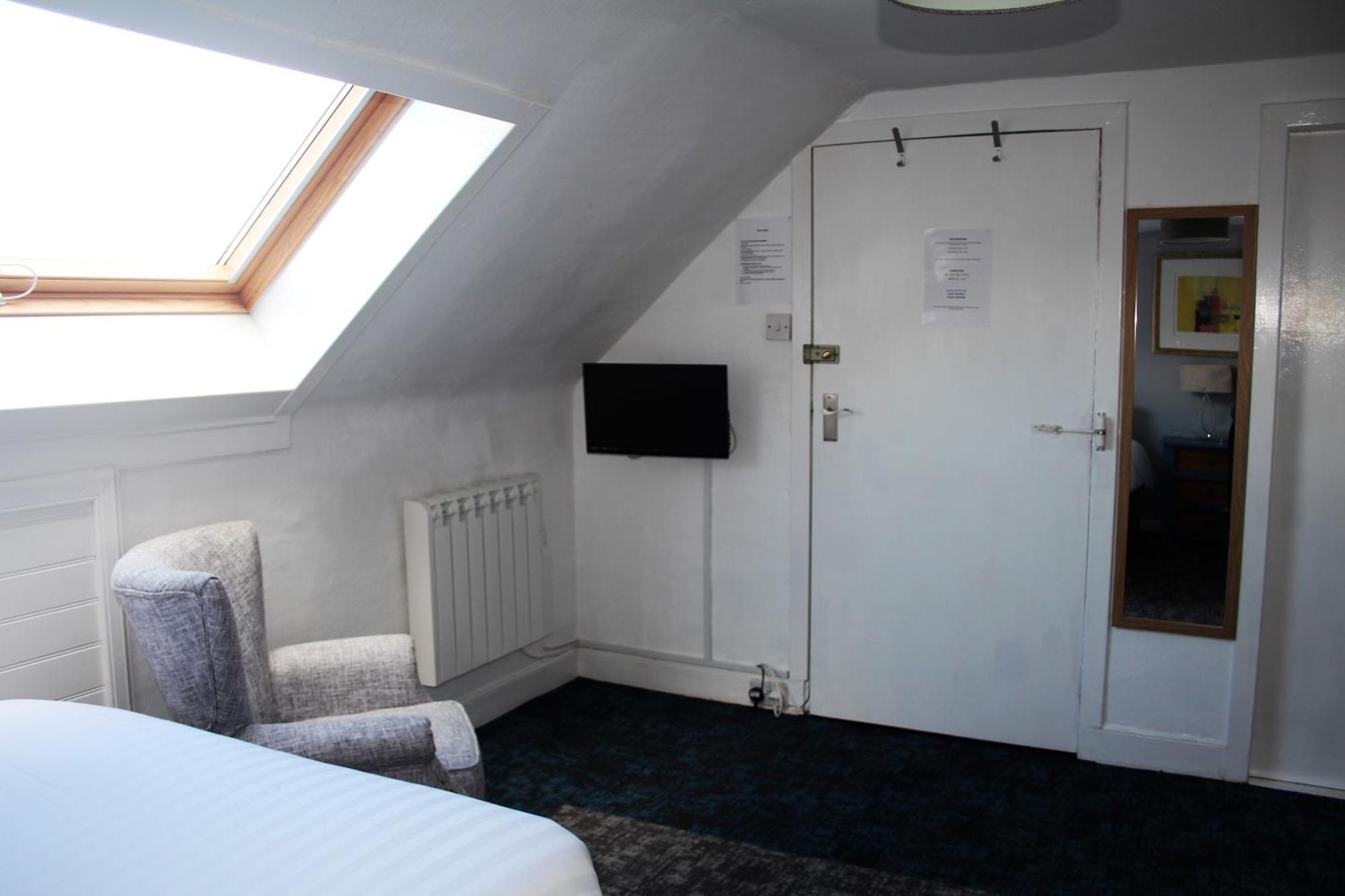The Kirkcudbright Bay Hotel Стая снимка